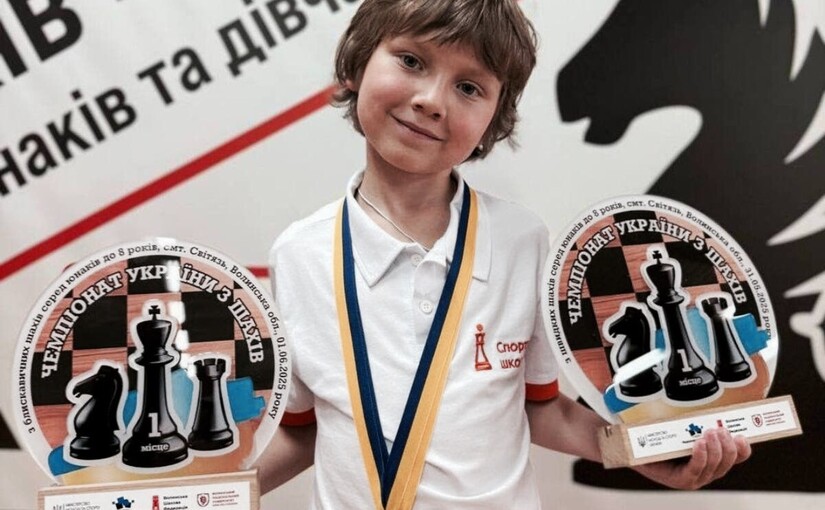 8-летний шахматист из Днепра завоевал два золота на чемпионате Украины - фото