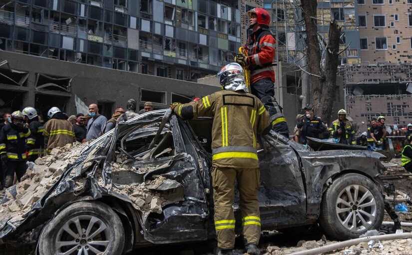 Страхування авто від ракет та дронів в Україні: є така страховка, але не для всіх - фото