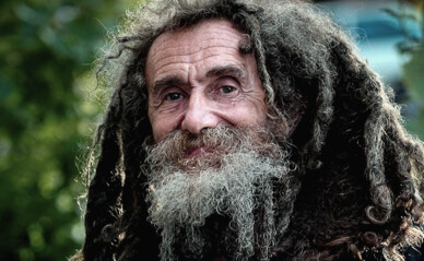 Филатов пообещал установить памятник легендарному днепровскому бегуну Александру