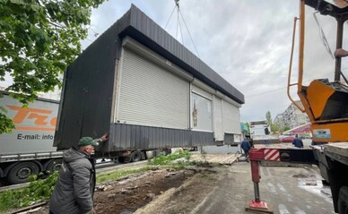 В Дніпрі розпочали примусово демонтувати  МАФи