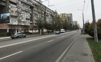 У Дніпрі на Сонячному чиста вода тиждень тече просто в річку