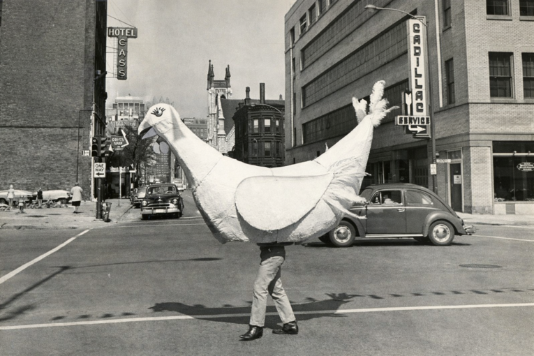 Дніпровські шахраї грабували людей через фальшиві романтичні стосунки та підробні криптобіржі