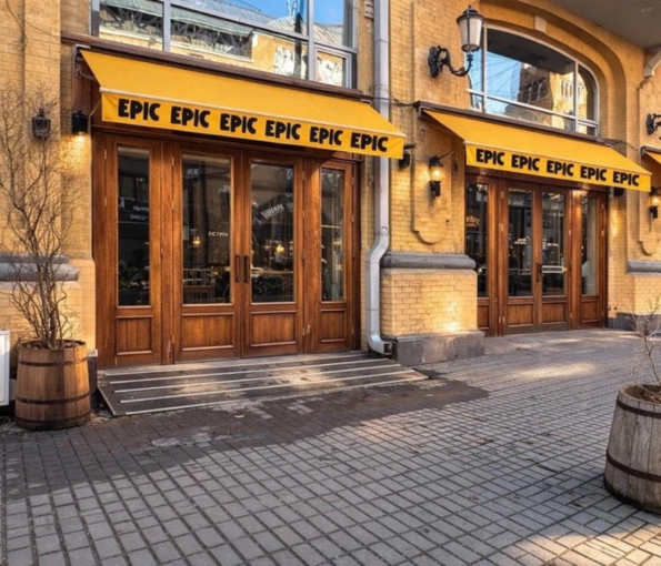 В Киеве на Бессарабке открывается Epic Cheeseburger с сырной ванной и бургерами
