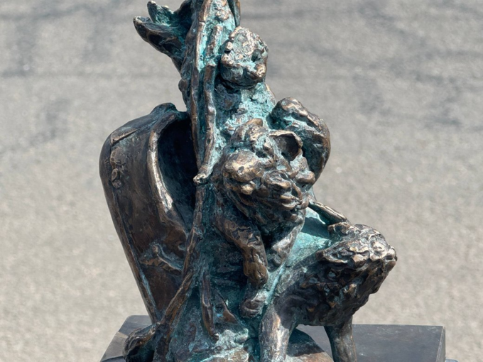 У Дніпрі відкрили мініскульптуру 