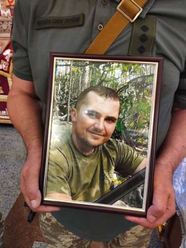 В Полтаве попрощались с солдатом Валерием Майором