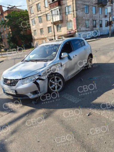 На Дніпропетровщині 17-річна дівчина впродовж ранку потрапила у три ДТП