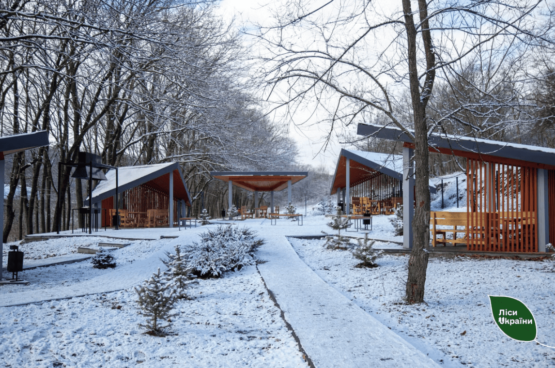 В Днепре заработали новые бесплатные зоны отдыха с барбекю и детскими площадками фото 3 2