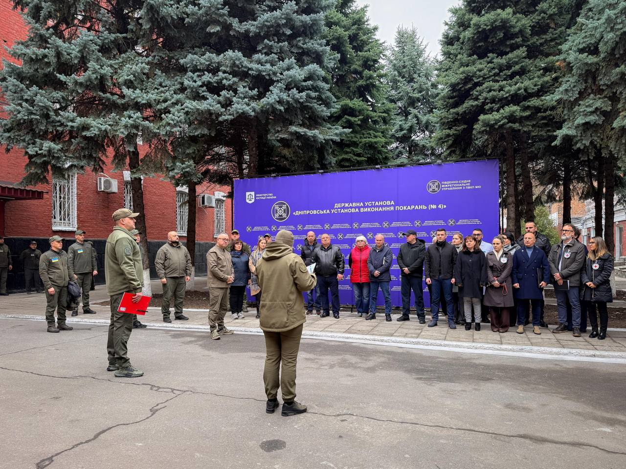 В Днепровском СИЗО торжественно открыли обновленный рентгеновский кабинет - фото