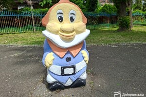У Дніпрі юні художники розмалювали казкові фігури в парку Глоби фото 4